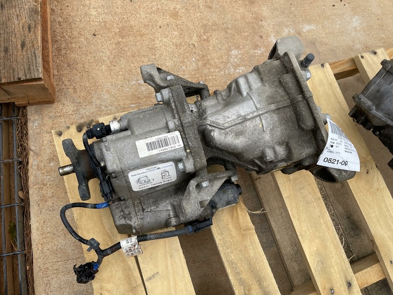 17-19 KIA SPORTAGE 2.4L AT AWD REAR CARRIER DIFFERENTIAL CASE ASSY 105K MILES