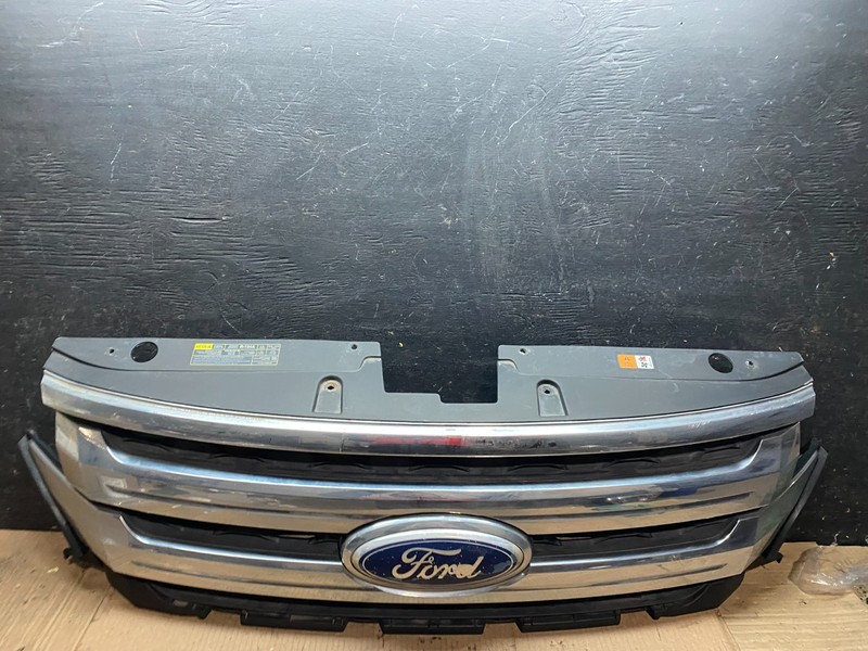 2011 2012 2013 Ford Edge Front Upper Chrome Grille Grill Oem W4612 DG