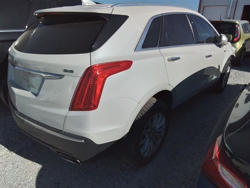 Passenger Right Rear Side Door Fits 17-19 XT5 3270379