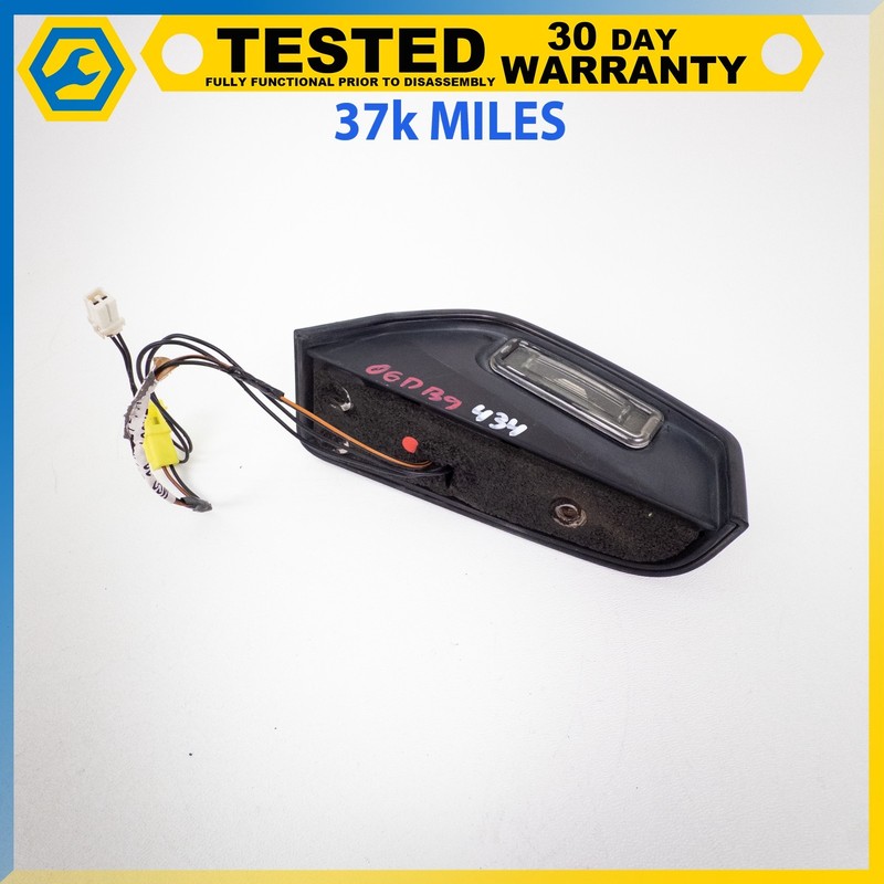 05-07 ASTON MARTIN DB9 RIGHT PASSENGER SIDE TRUNK LID LICENSE PLATE LIGHT OEM