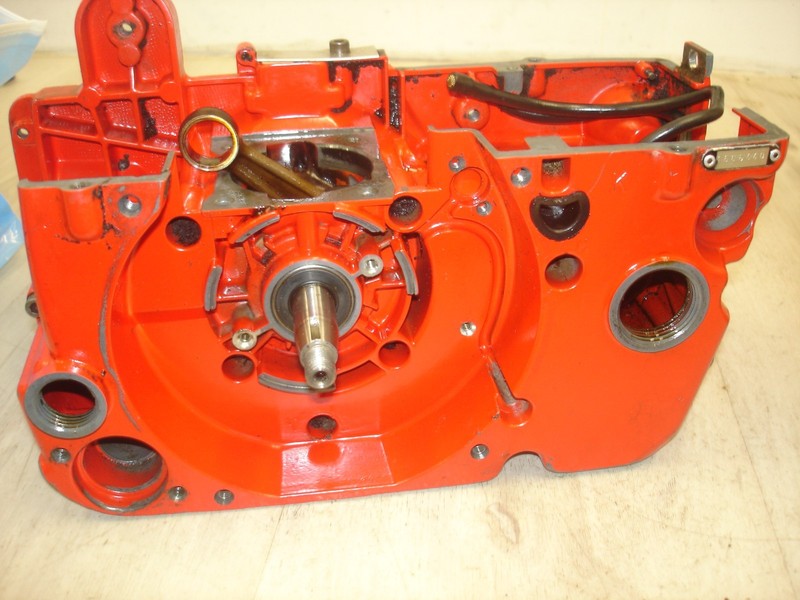 Jonsered 70e crankcaseSEE FULL DESCRIPTIONchainsaw part only #1
