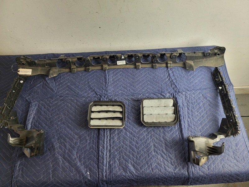 Used Oem Ford Rear Bumper Brackets & Quarter Pressure 2021-2025 Mustang Mach-E