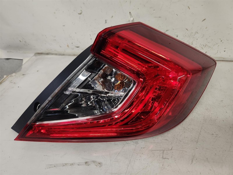 2016-2021 Honda Civic Rear Passenger Quarter Panel Brake Tail Light Oem Sdn