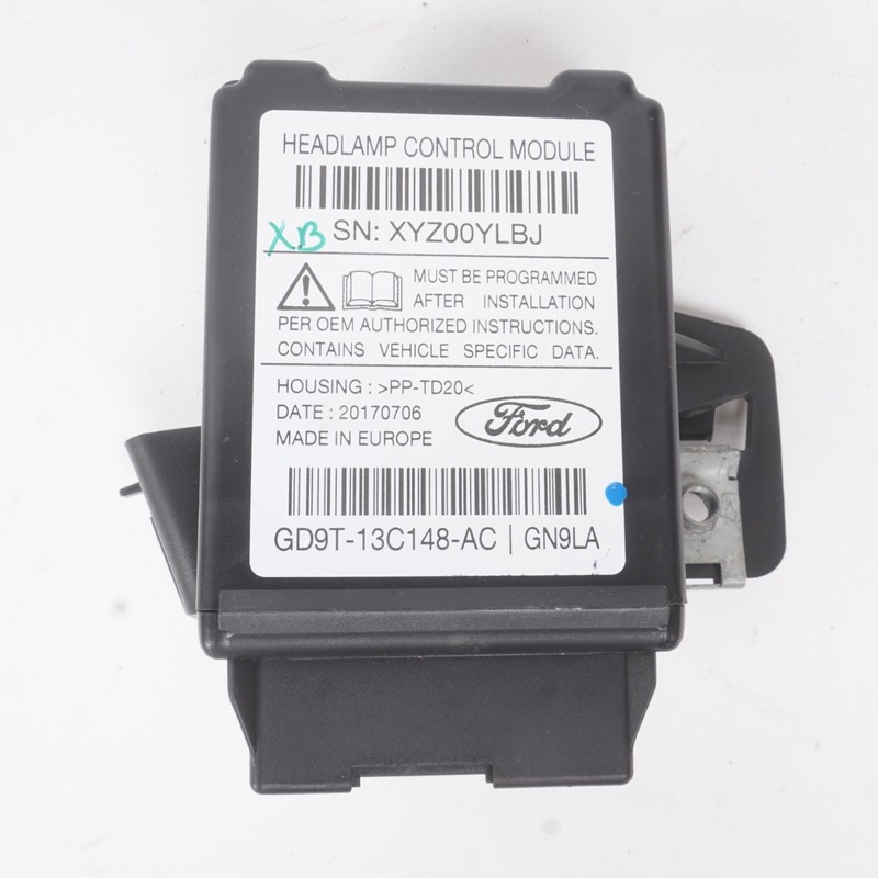 2017 - 2020 Lincoln Continental Headlight Headlamp Control Module Unit OEM