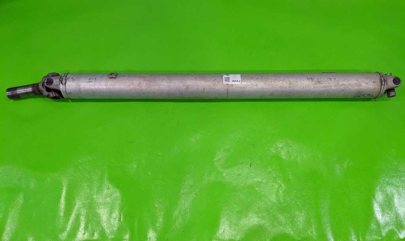 15-20 YUKON XL SUBURBAN 5.3L 4WD REAR DRIVE SHAFT OEM 4030-154