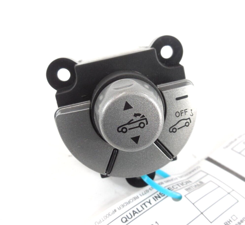 2006 06 Mercedes-Benz SLK350 Convertible Top Tow Cotrol Switch OEM