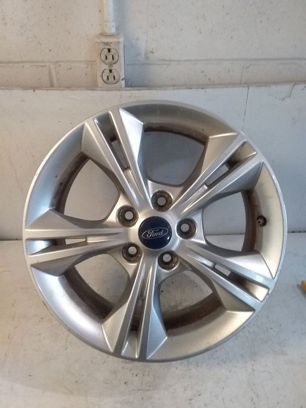 2012-2014 Ford Focus Wheel Rim 16x7 Alloy 5 Double Spoke Painted