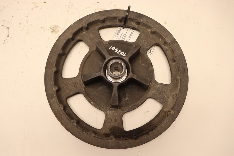 15-17 HARLEY DAVIDSON FLTRXS ROAD GLIDE REAR SPROCKET BELT PULLEY & BEARING OEM