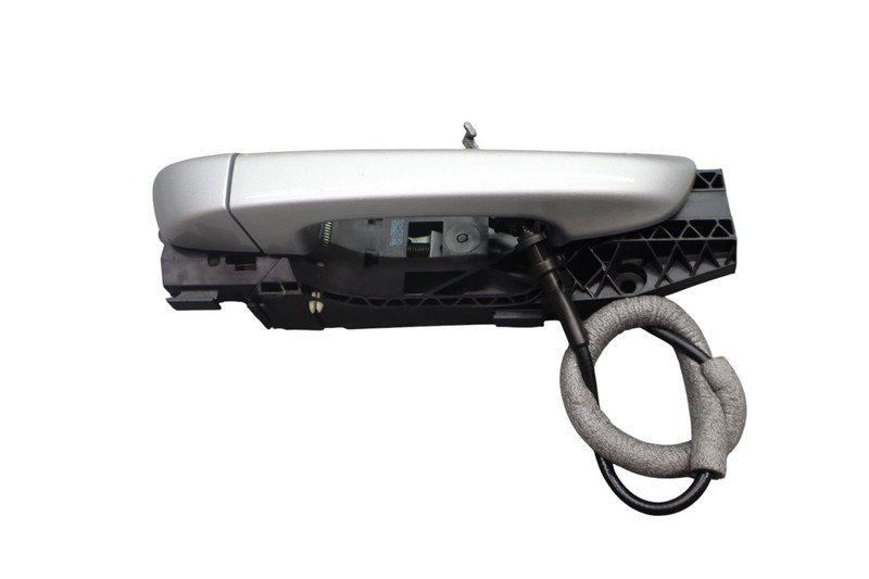11-18 Porsche Cayenne 958 Front Right Side Exterior Door Handle Keyless Go OEM
