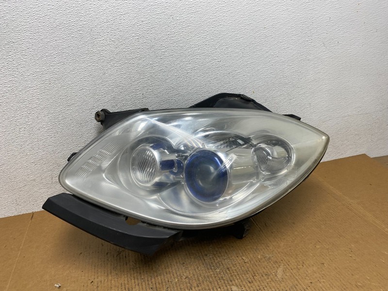 2008-2012 Buick Enclave Left Driver Headlight Xenon Hid One Ballast AE1483 DW