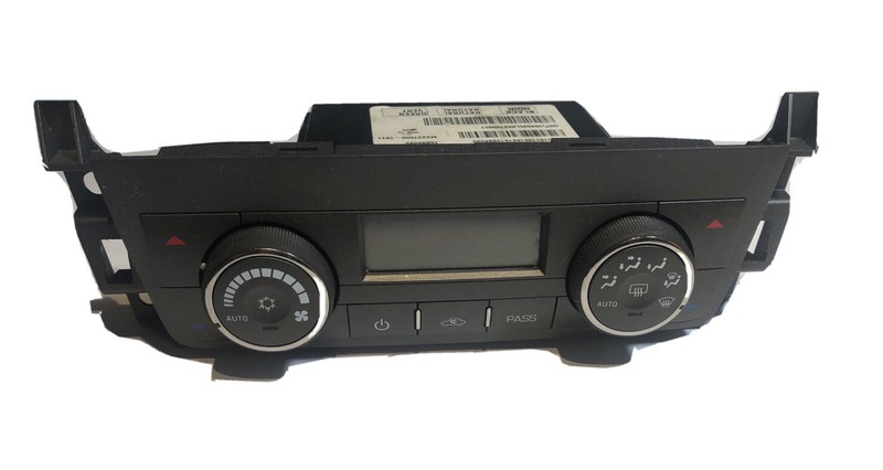 15894095 AUTOMATIC CLIMATE TEMPERATURE CONTROL FITS 07 SRXH4Q04
