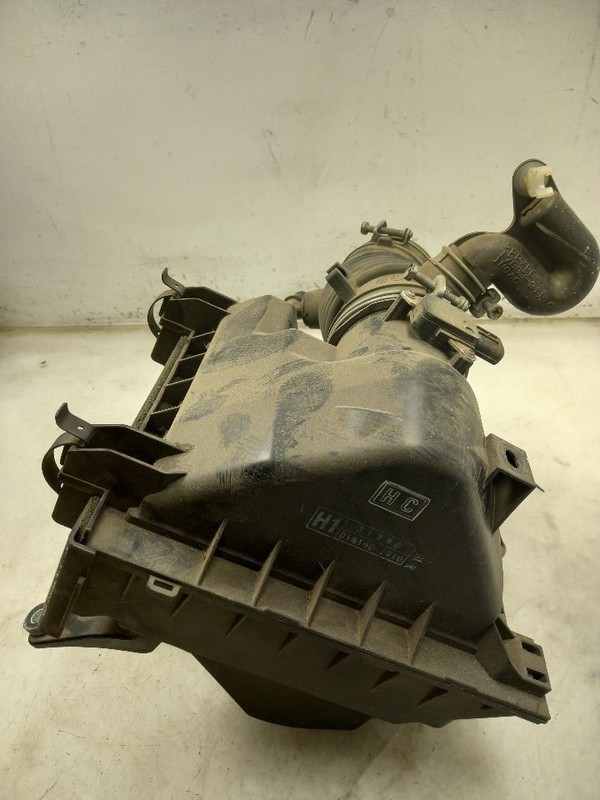 10 11 12 13 14 15 LEXUS RX450H 3.5L AIR CLEANER FILTER HOUSING