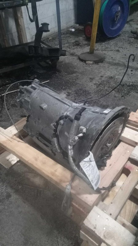 2014 Jaguar XF Automatic Transmission Assembly C2D19740 66K Miles Needs Repair