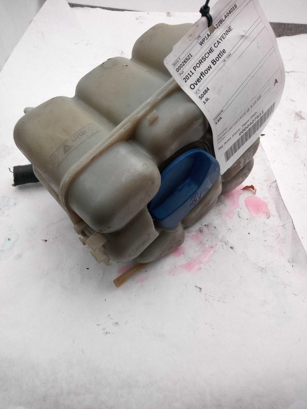 Used Engine Coolant Reservoir fits: 2011 Porsche CAYENNE 3.6 Grade B