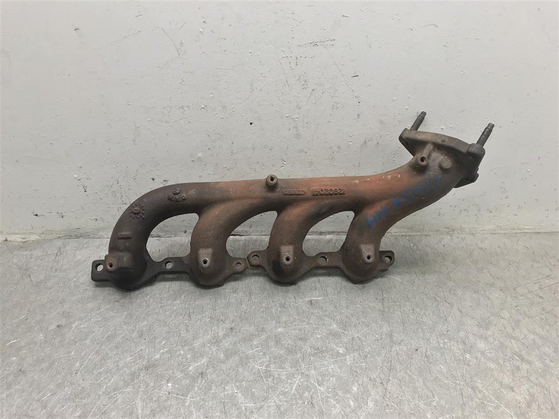 04-14 TAHOE YUKON SUBURBAN 1500 70K MILES 4.8L PASSENGER EXHAUST MANIFOLD OEM