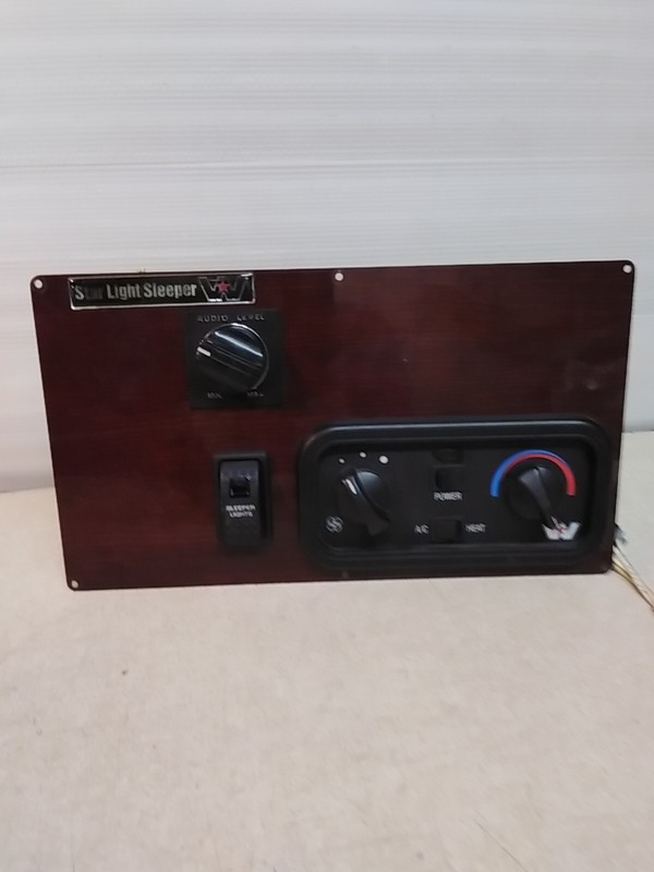 Western Star Light Sleeper Control Panel 60303-3450 RD-3-9508-0
