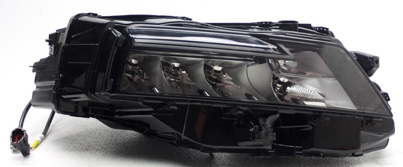 OEM Right LED Headlamp For 2021-2024 Nissan Rogue S 26010-6RR6A Housing Chip