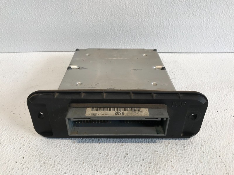 98 LINCOLN CONTINENTAL 4.6L ECU ECM F80F-12A650-BD RSA3 OEM