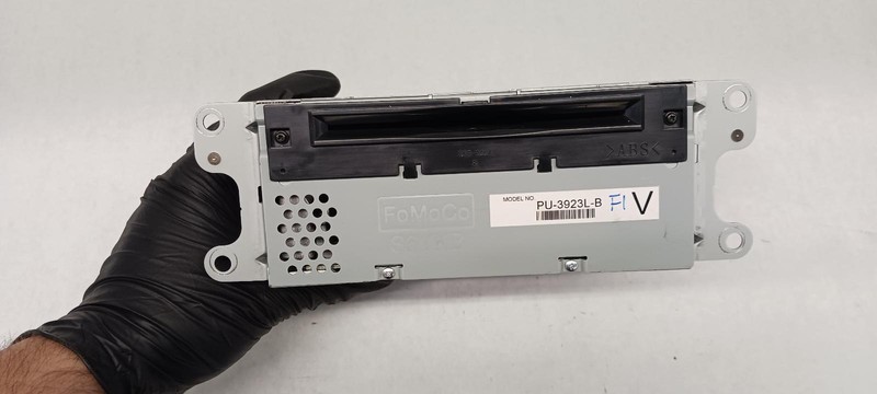 16-'17 FORD EXPLORER radio assembly head unit OEM Guaranteed!