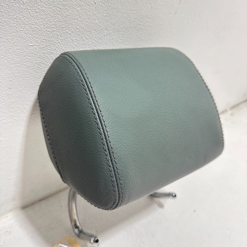 2007-2009 Mercedes W221 S550 Rear Left Or Right Seat Head Rest Headrest OEM 1PCS