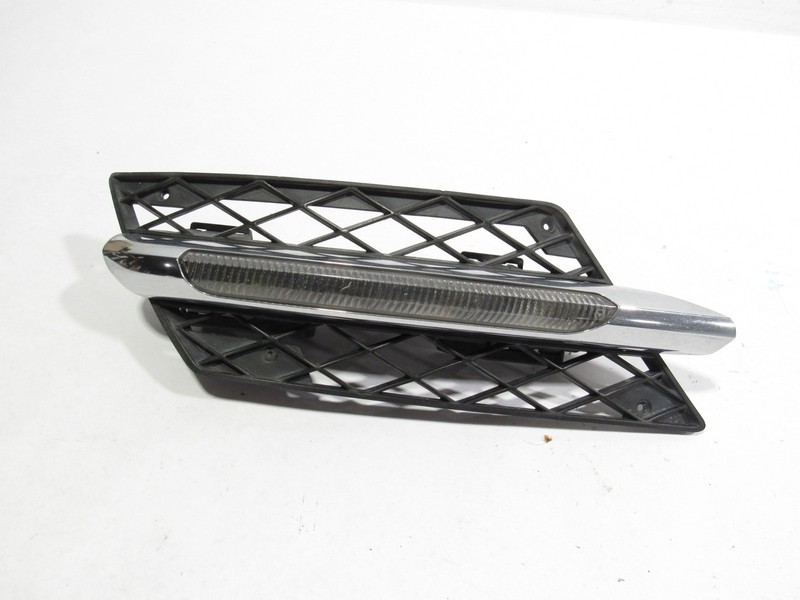 13-19 Mercedes SL550 R231 2013 Front Left Bumper Fog Light Molding Grille ;
