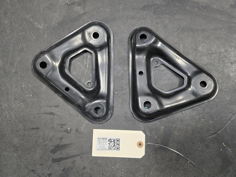 2PC Front Crossmember Brackets Set 2022 Nissan Rogue 544C5-6RA0B 2021 - 2025