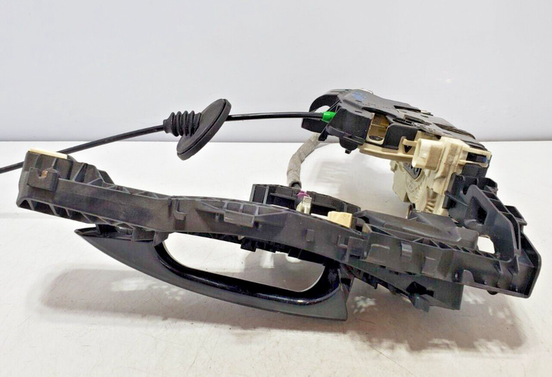 ✅10-13 OEM Mercedes W207 E350 Front Left Driver Exterior Door Handle W/ Lock