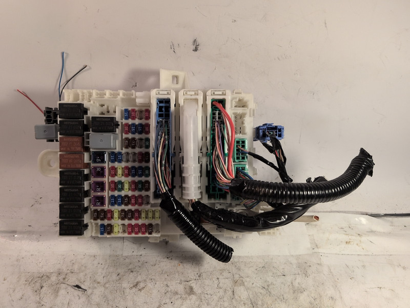 2010 HONDA INSIGHT Cabin Fuse Box Inner Cabin Fuse Box