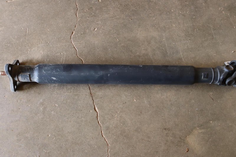 2013-2015 BMW 740LI LWB F02 RWD REAR DRIVESHAFT CARDAN PROPELLER OEM