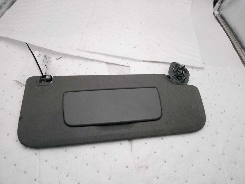 Used Right Sun Visor fits: 2021 Gmc Sierra 1500 pickup w/o illumination Right Gr