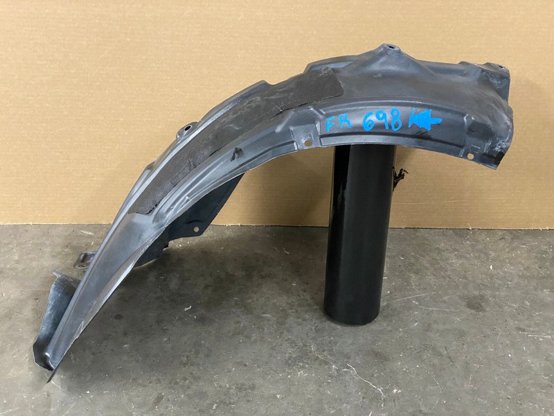 2011-2013 INFINITI M37 FRONT RIGHT PASSENGER SIDE FENDER LINER SHIELD OEM LOT698