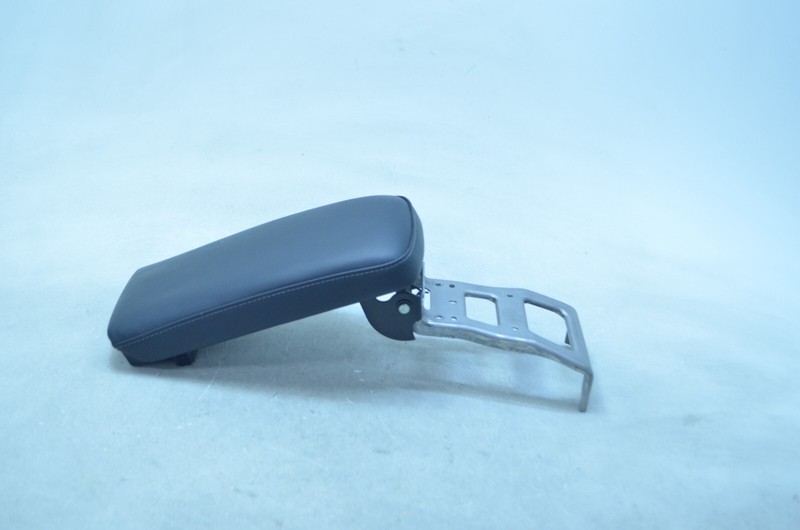 11-13 LEXUS CT200H CENTER CONSOLE ARMREST COVER LID OEM