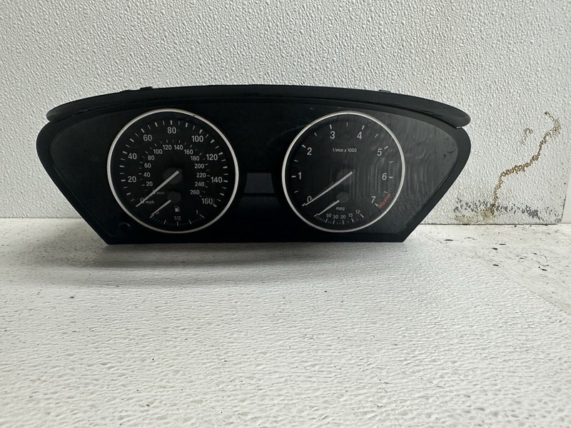 2007-2010 BMW X5 4.8L Cluster Speedometer tach gauges instrument panel oem