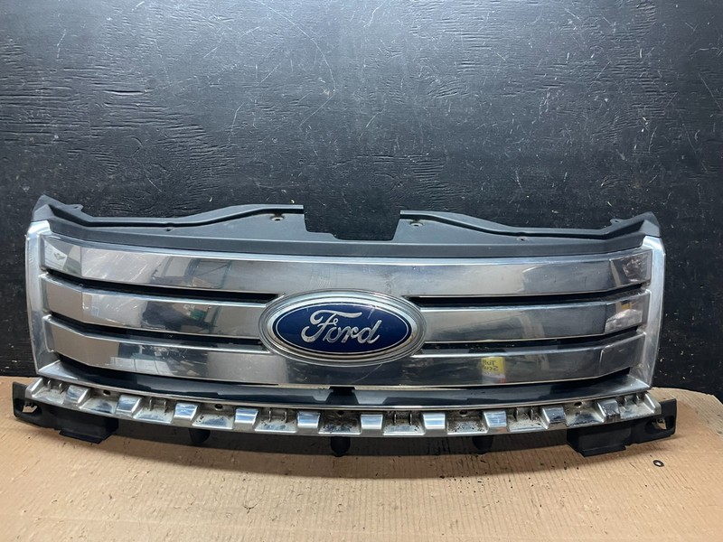 2007 2008 2009 2010 Ford Edge Front Upper Chrome Grill Grille Oem y6431DG