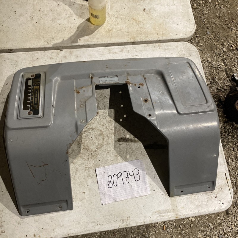 Montgomery Ward Signature 2000 Elite Lawn Tractor Fender TMO-3200003