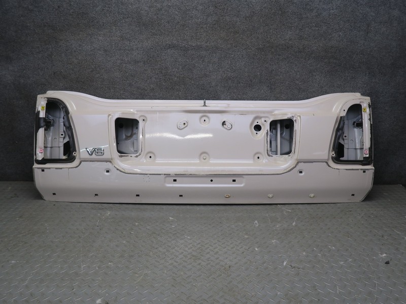 2004-2007 LEXUS UZJ100L LX470 REAR TRUNK LID TAILGATE LOWER GATE PANEL