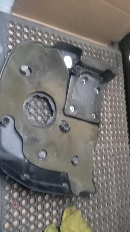 2012 Jeep Grand Cherokee Engine Cover Tan 6043895 165k Miles Used
