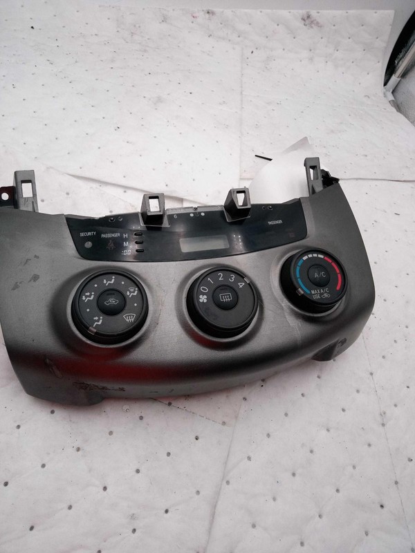 2010 Toyota RAV4 A/C Selector Switch OEM Silver 554200R010B0 206K Miles