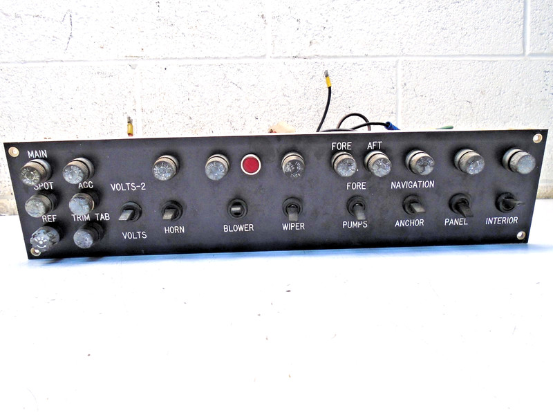 O1 Marine Switch Panel Horn Blower Wiper Pumps Anchor Interior Fore Aft and more