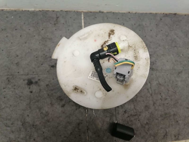Fuel Pump Assembly Tank Mounted FWD Fits 19-22 MAZDA 3 1543308