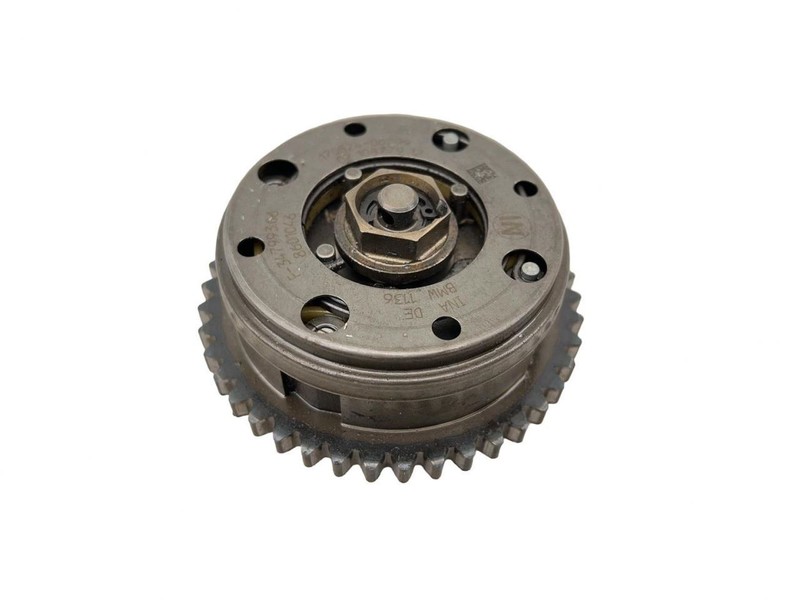 2016-2019 BMW 750i Engine Intake Camshaft Adjustment Gear