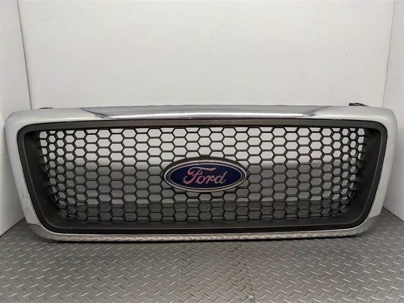 Grille Upper Painted Surround XLT Fits 04-06 FORD F150 PICKUP 1142684
