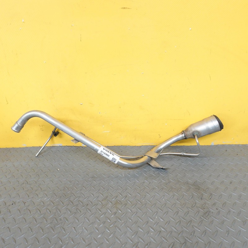 2019-2024 VOLVO XC40 FUEL GAS TANK FILLER NECK HOSE PIPE OEM 32142869
