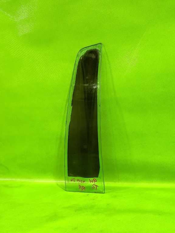 90-94 TOWN CAR PASSENGER RIGHT REAR VENT GLASS OEM 4219-26