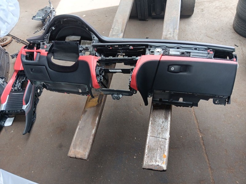 2015-2019 BMW F86 X6 X6M Dash Panel Dash Board Red Leather Merino HUD Type Black