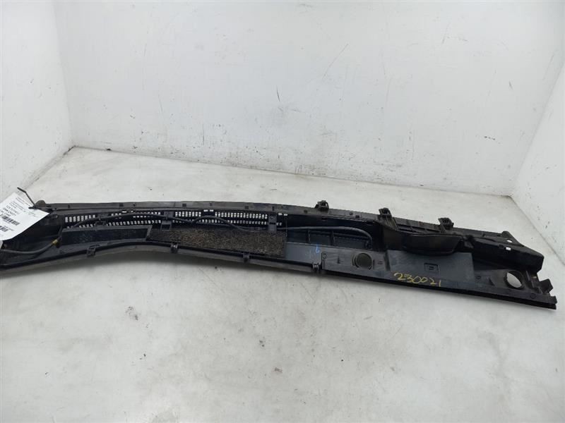 13 TOYOTA PRIUS C COWL VENT PANEL