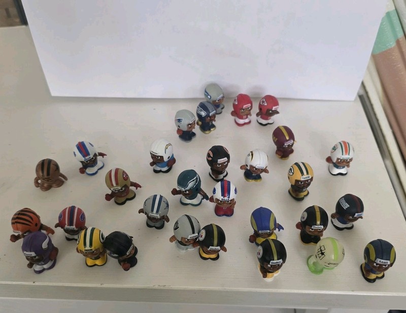 Teenymates -Series Set Of 30 Football NFL