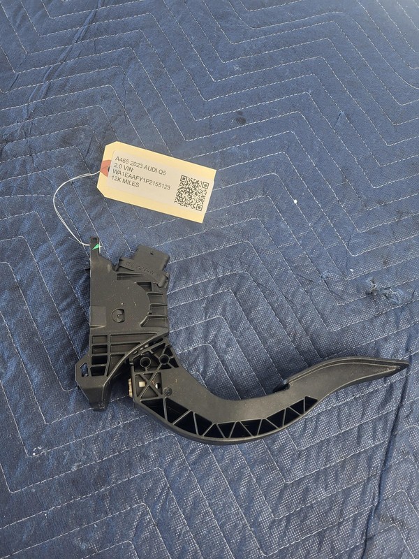 Used Oem Audi Gas Accelerator Pedal 8W1723523 for 2018-2023 Q5 Premium 2.0L 4WD