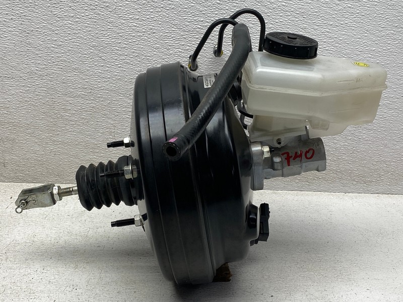 16-19 INFINITI Q50 POWER BRAKE BOOSTER MASTER CYLINDER RESERVOIR TANK OEM LOT740