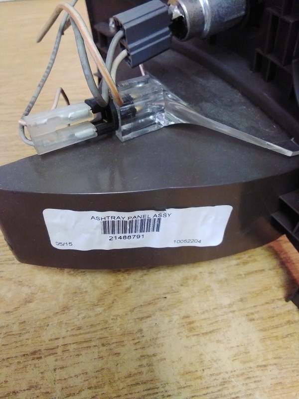 Volvo 21488791 Ashtray Panel